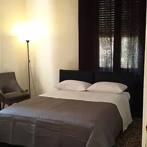 Bed & Breakfast King, Rimini